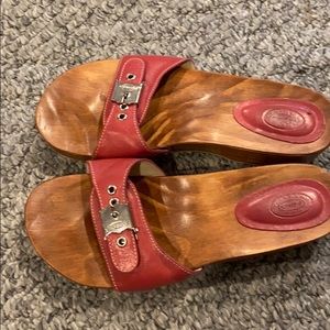 EUC wooden vintage Dr. Scholls shoes.